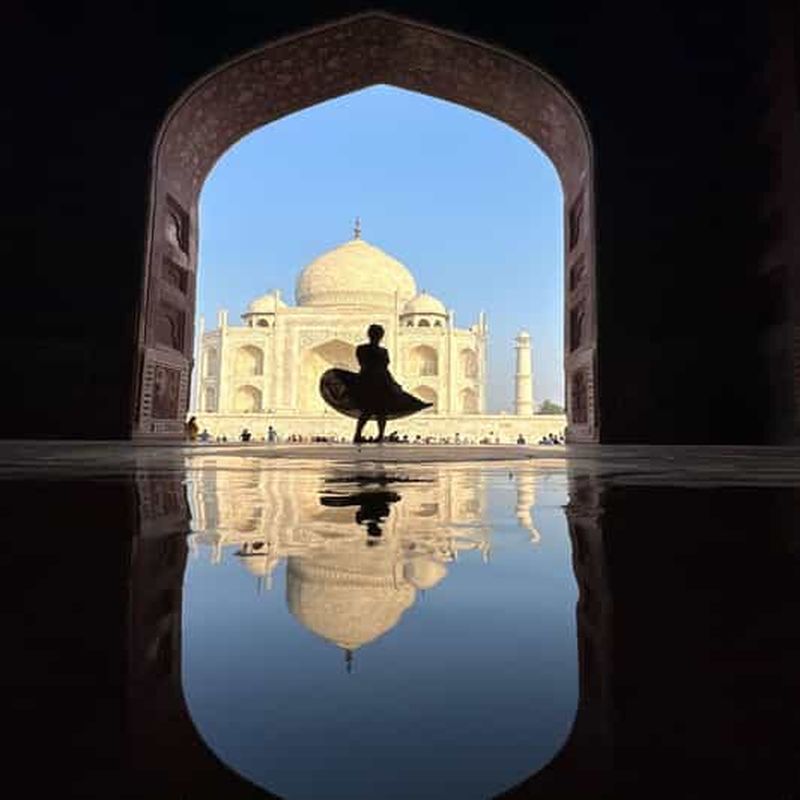 Billet Agra : Visite guidée du Taj Mahal et du mausolée avec accès prioritaire