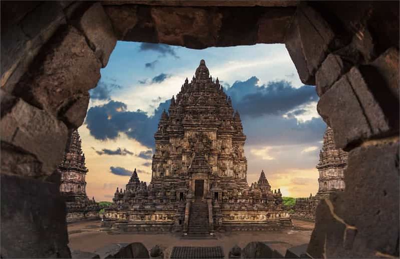 Billet Yogyakarta : ascension de Borobudur et visite du temple de Prambanan