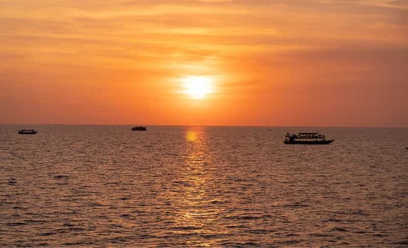 Billet Siem Reap : village flottant de Kampong Phluk et sortie en bateau au coucher du soleil