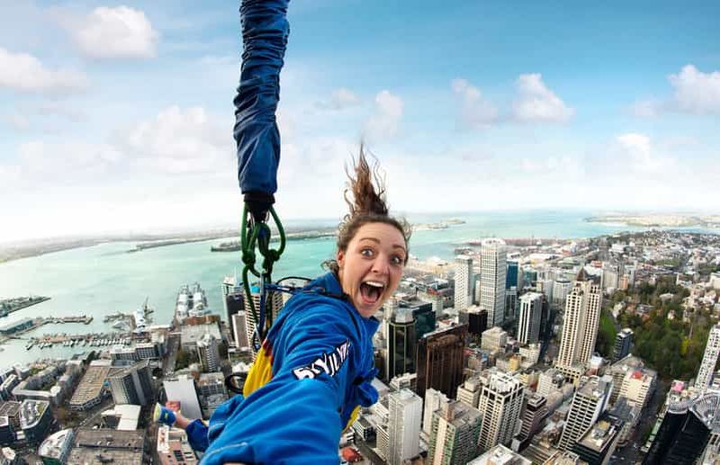 Billet Auckland : SkyJump avec billet d'entrée à la Sky Tower