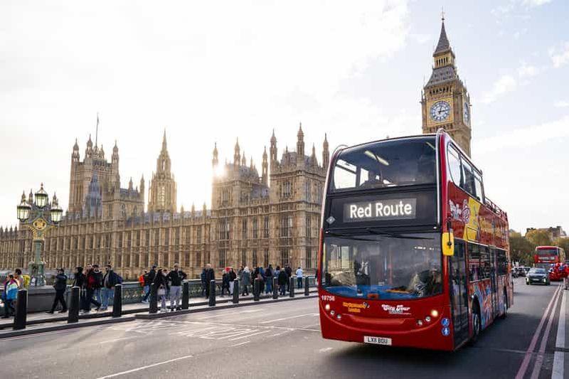 Billet Londres : bus à arrêts multiples et options supplémentaires réservables