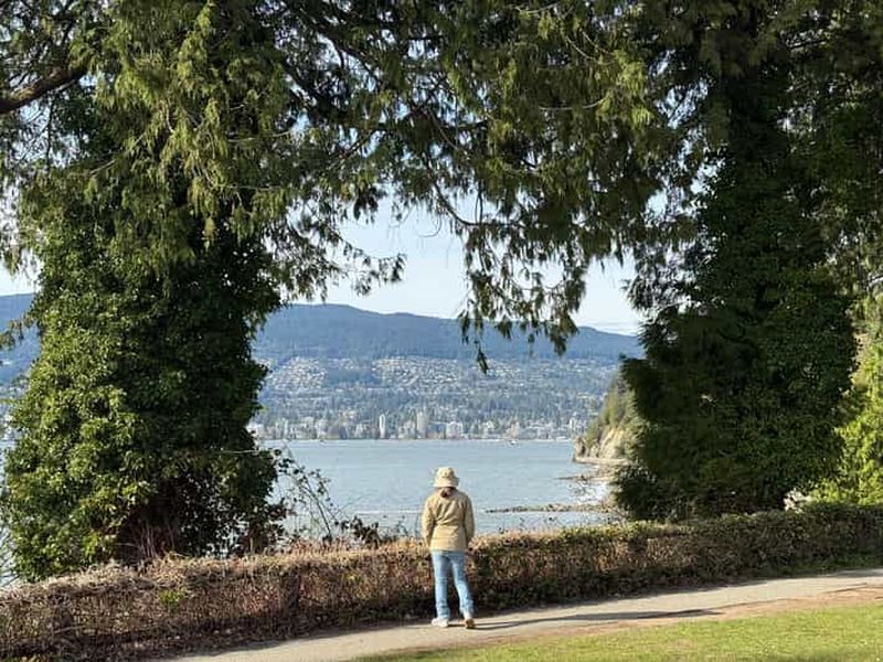 Billet Visite de Stanley Park en voiture : en petit groupe, découvrez davantage, payez moins