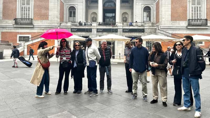Billet Madrid : visite du musée du Prado en petit groupe et tapas en option