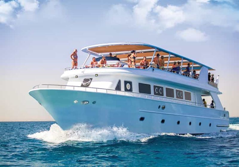 Billet Sharm El-Sheikh : Croisière de luxe à Ras Mohammed et sur l'île blanche