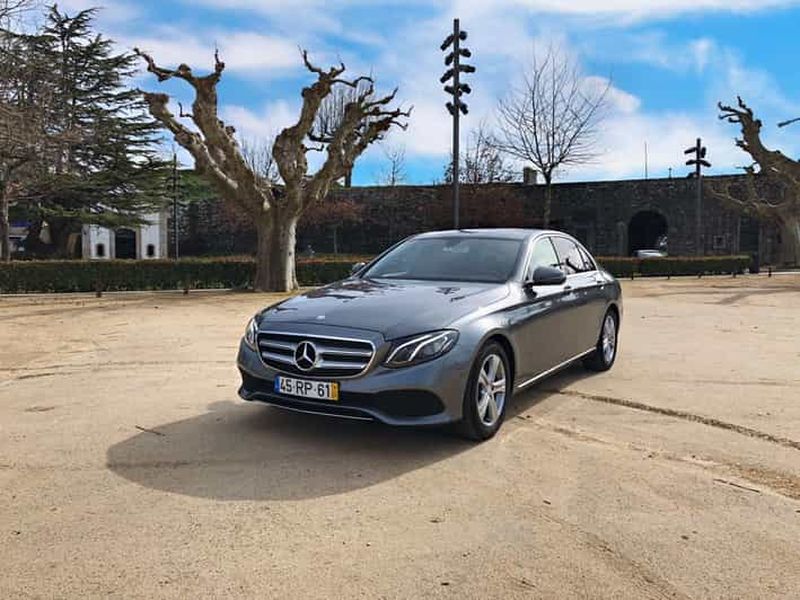 Billet Transfert privé du centre ville de Porto à l'aéroport de Porto OPO