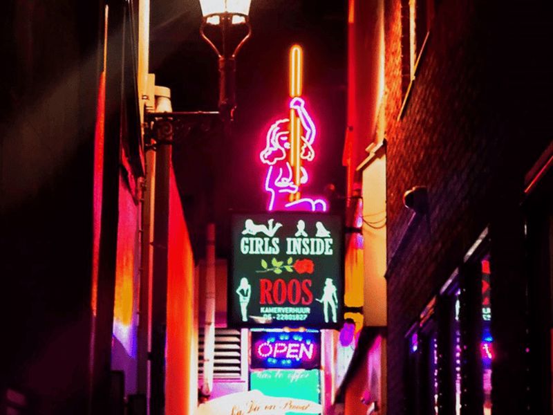 Billet Amsterdam : visite du quartier rouge en anglais ou en allemand