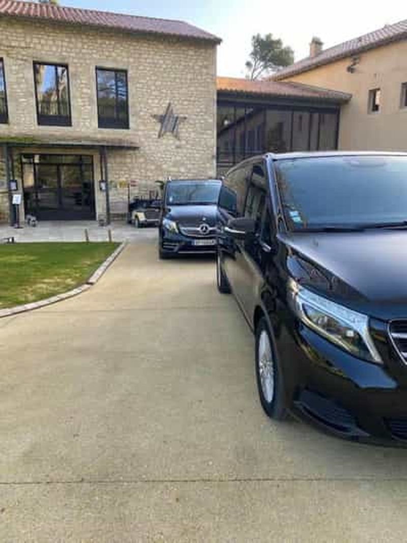 Billet Aigues-Mortes : transfert privatif vers l'aéroport de Marseille