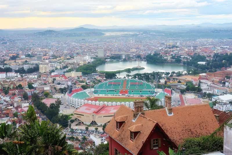 Billet Visite guidée d'Antananarivo : parc des lémuriens et visite citadine