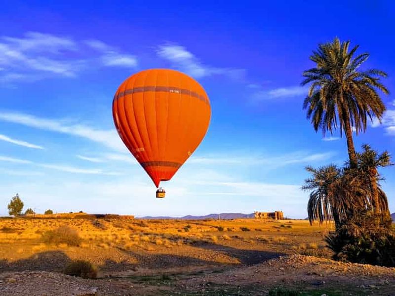 Billet Marrakech : Vol en montgolfière avec petit déjeuner traditionnel