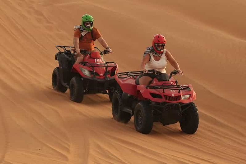 Billet Dubaï : Faites l'expérience de 60 minutes de quad et d'un dîner barbecue