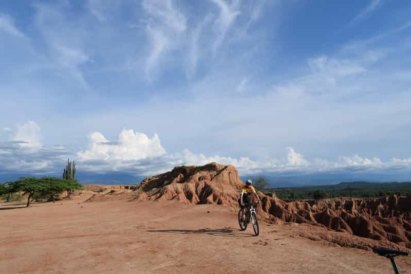 Billet Villavieja : expérience de vélo dans le désert de Tatacoa (20 km)