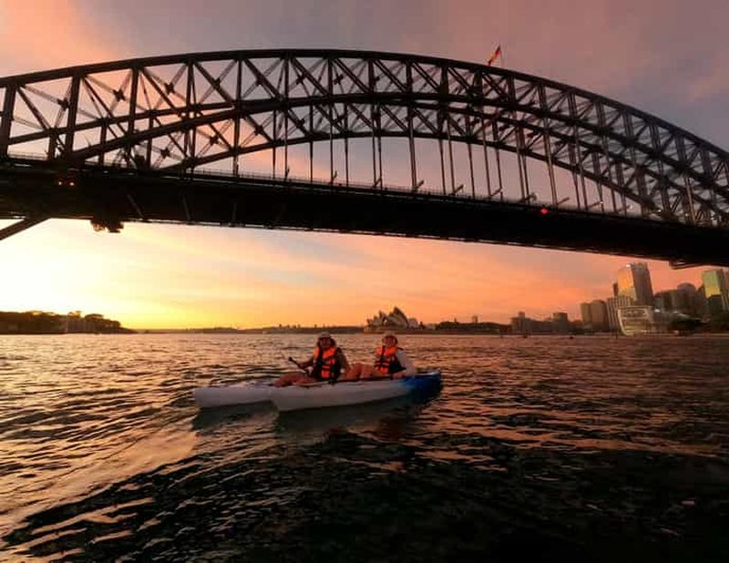 Billet Sydney : Kayak au coucher du soleil - Visite de l'Opéra et du Harbour Bridge (5 personnes maximum)