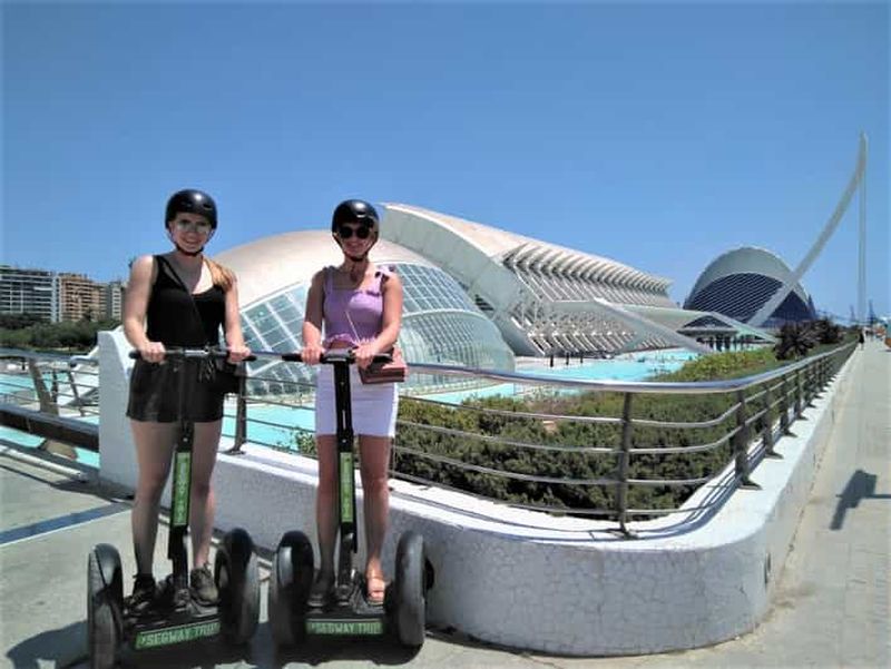 Billet Valence : Visite en Segway de la Cité des Arts et des Sciences