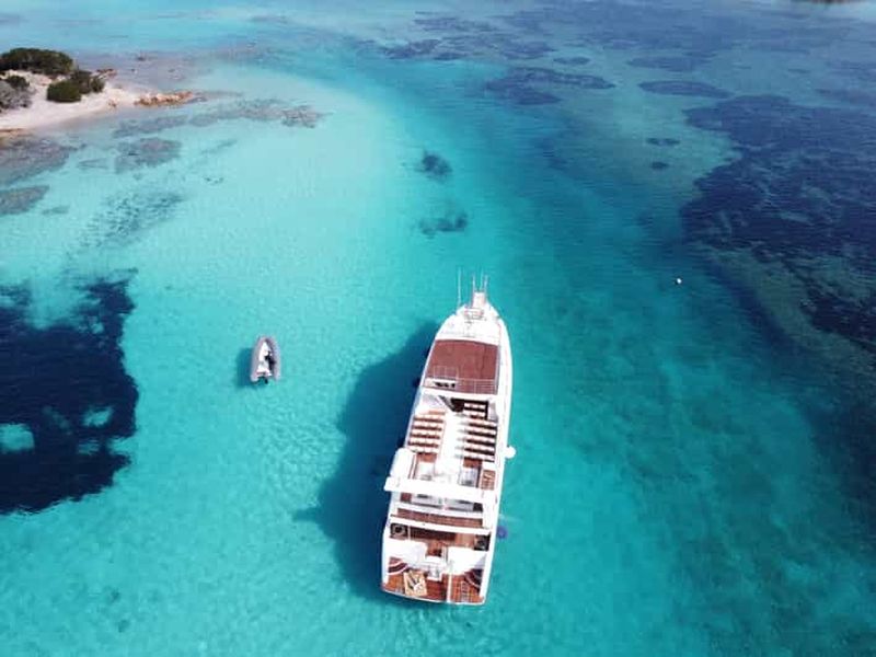 Billet Palau : sortie en bateau dans l'archipel de La Maddalena avec 4 arrêts