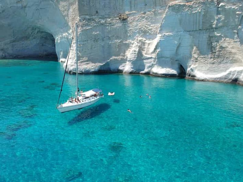 Billet Adamantas : Croisière touristique en voilier à Milos