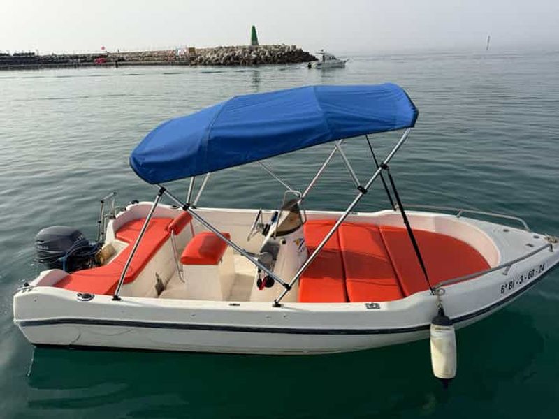 Billet Benalmádena : location de bateaux sans permis, poissons et dauphins