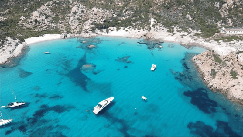 Billet Au départ de Santa Teresa Gallura : excursion en bateau d'une journée à La Maddalena