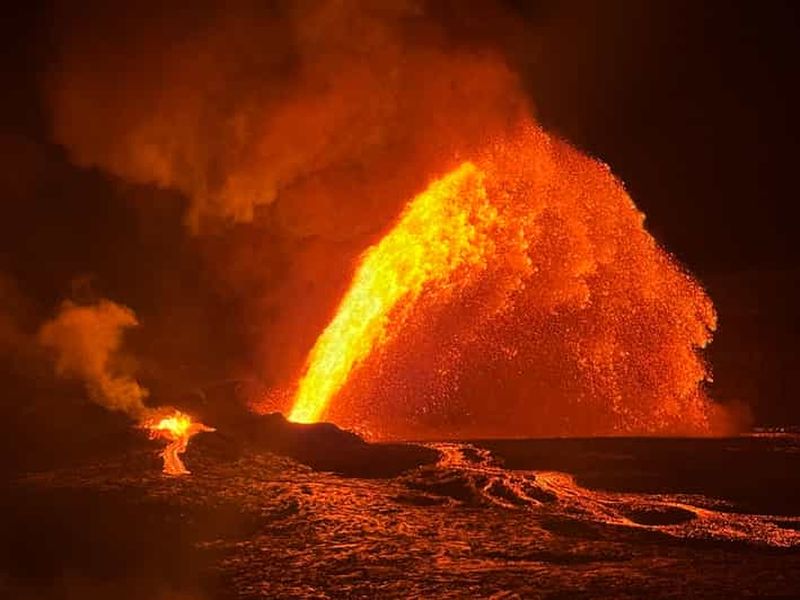 Billet Randonnée à Kīlauea et observation de la lave avec des autochtones hawaïens