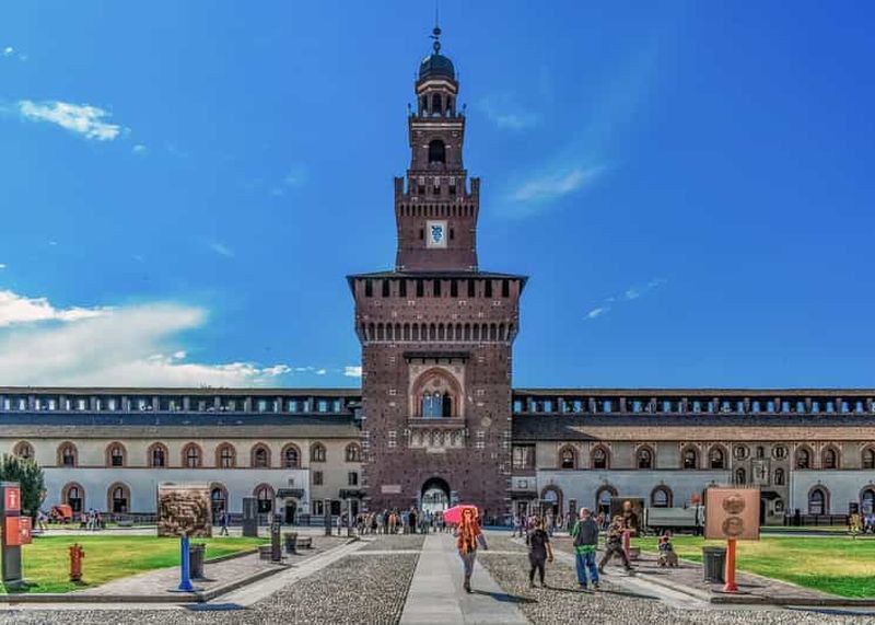 Billet Milan : visite du château des Sforza et de la Pietà Rondanini de Michel-Ange