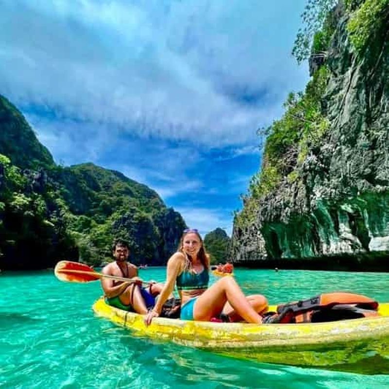 Billet El Nido : kayak dans le grand lagon et aventure sur les îles