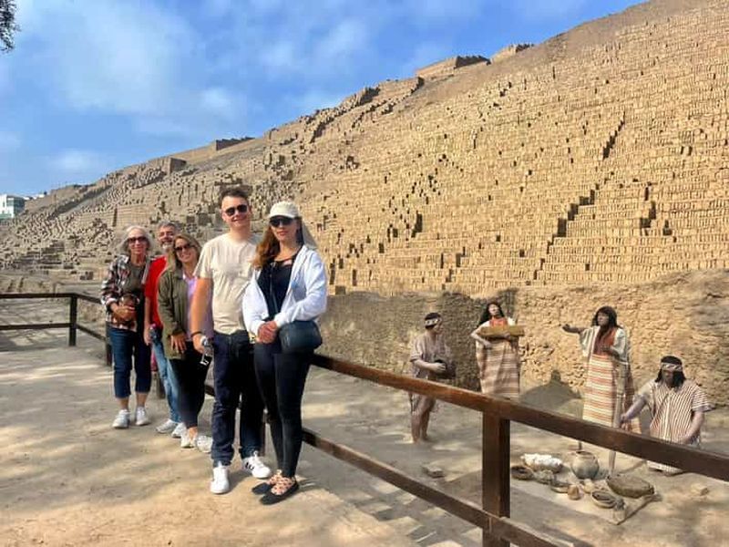 Billet Lima : visite de la pyramide Huaca Pucllana et de Miraflores + prise en charge