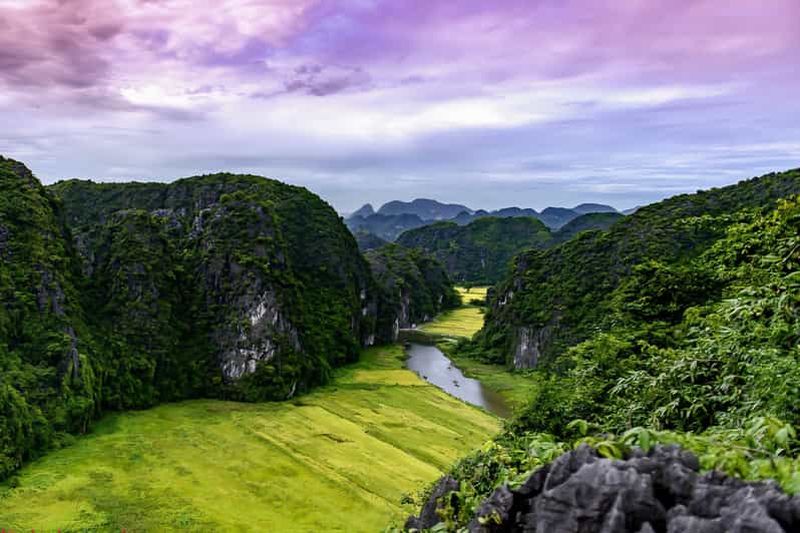 Billet Le quotidien de Ninh Binh : Hoa Lu, grotte de Mua, Tam Coc, vélo et baignade