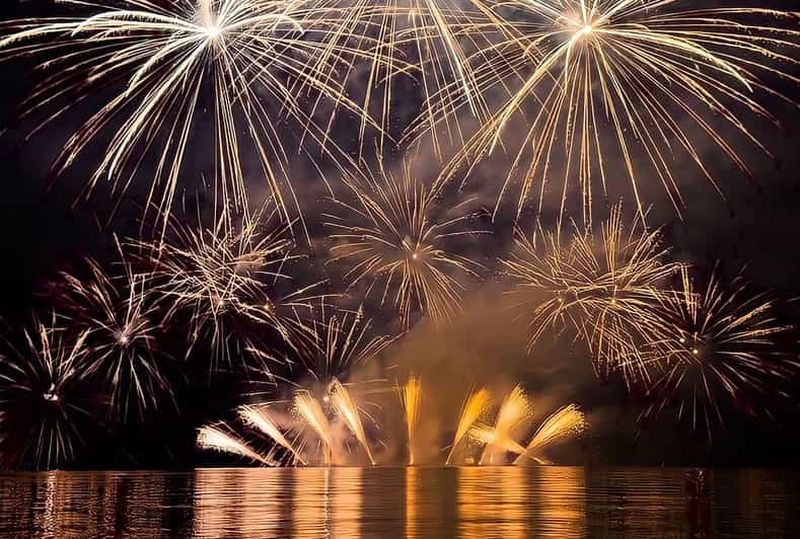 Billet Lisbonne : Croisière sur le fleuve Tage avec feux d'artifice de la Saint-Sylvestre