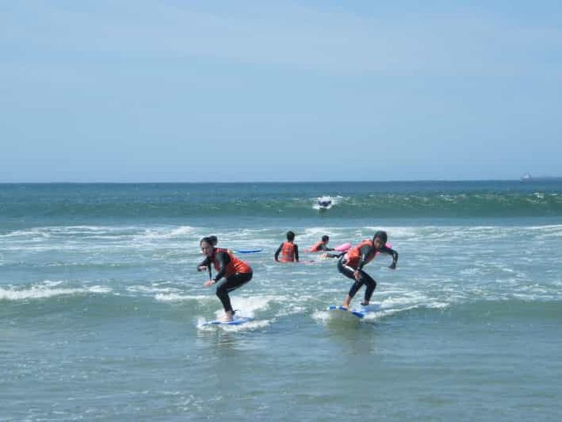 Billet Cours de surf privé pour deux personnes à la plage de Matosinhos