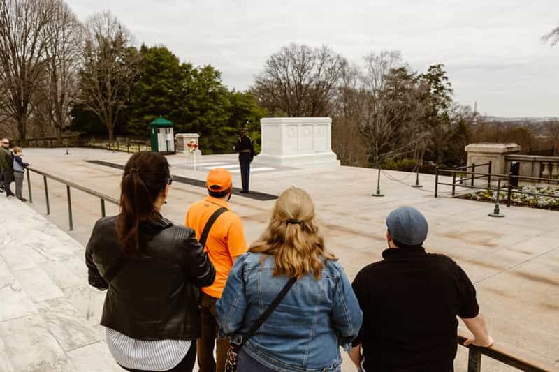 Billet Washington : visite du cimetière national d’Arlington + relève de la garde et flamme éternelle de JFK