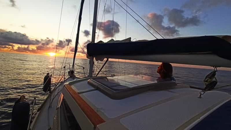Billet Minorque : croisière privée au coucher du soleil au départ de Cala Galdana