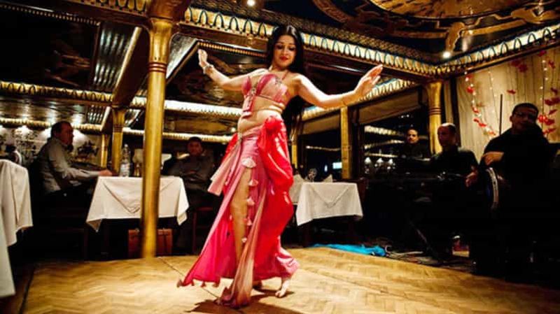 Billet Le Caire : dîner-croisière de luxe sur le Nil, danse du ventre et tanura
