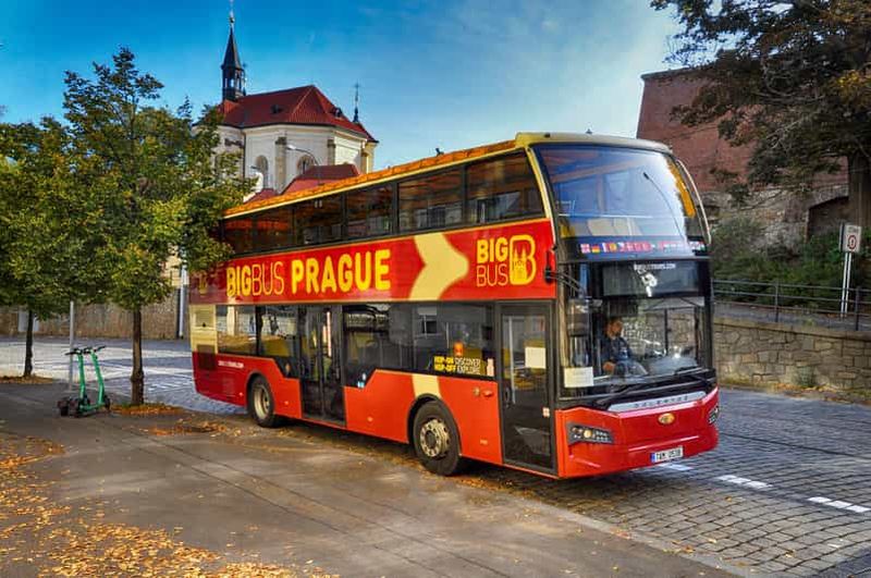 Billet Prague : Big Bus à arrêts multiples, visite du château et croisière fluviale