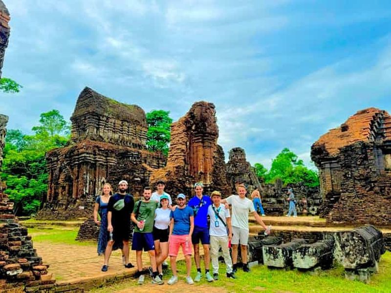 Billet Depuis Hoi An/Da Nang : visite l’après-midi du sanctuaire My Son et excursion en bateau