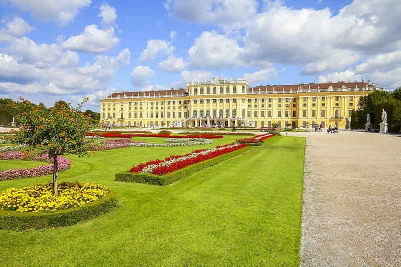 Billet Vienne : Visite du château de Schönbrunn et de ses jardins en coupe-file