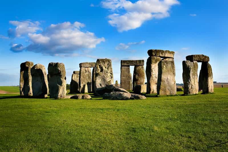 Billet Au départ de Londres : excursion d'une journée à Stonehenge et Bath avec billet