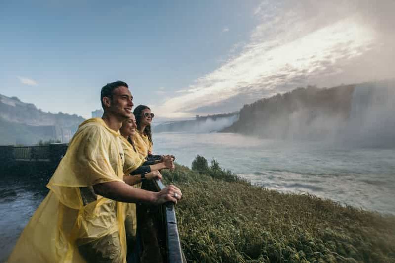 Billet Excursion panoramique d'une journée aux chutes du Niagara avec prise en charge à l'aéroport de Toronto