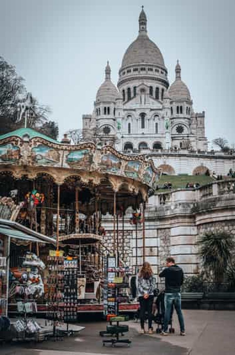 Billet Montmartre en petit groupe : du Moulin Rouge au Sacré-Cœur