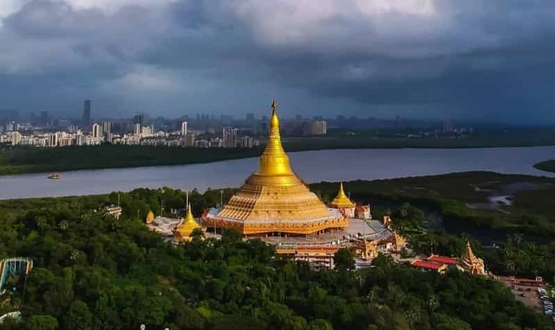 Billet Circuit privé des pagodes mondiales avec visite des grottes bouddhiques de Kanheri