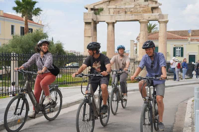 Billet Athènes : visite de la ville à vélo en petit groupe