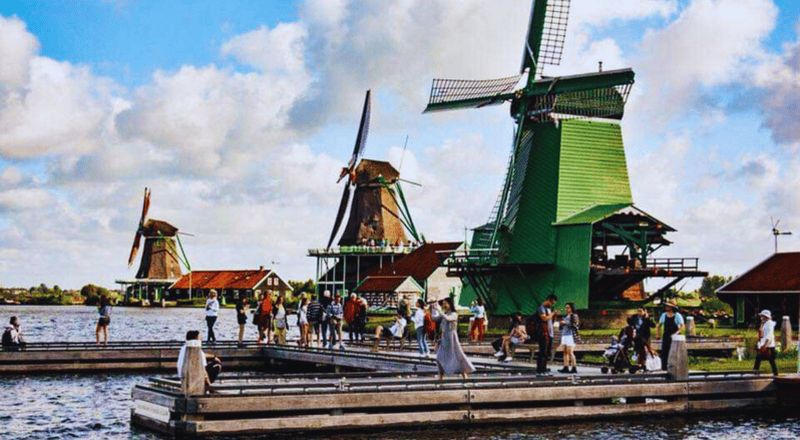 Billet Amsterdam : Excursion d'une journée à Giethoorn et aux moulins de Zaanse Schans