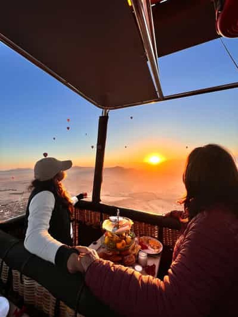 Billet Marrakech : Vol en montgolfière, petit-déjeuner berbère et certificat