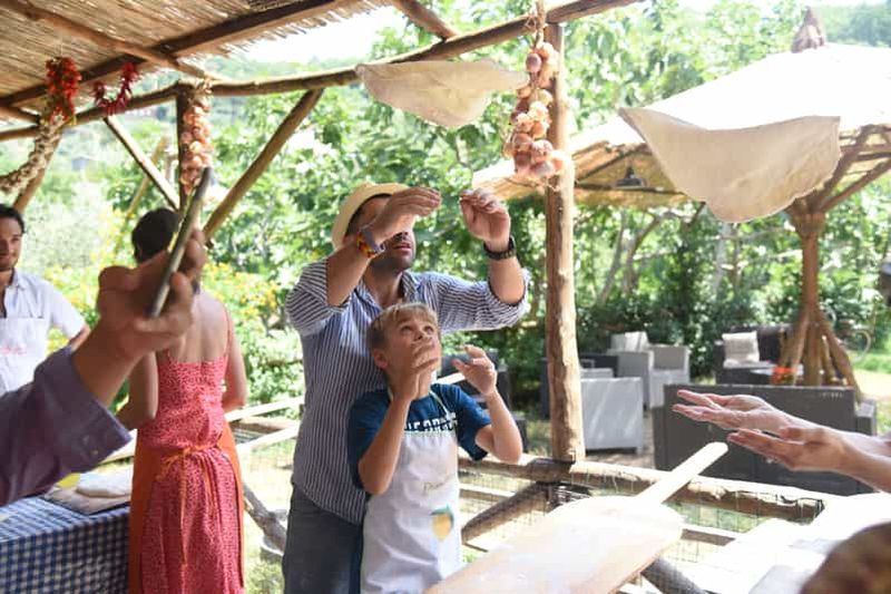 Billet Sorrente : Leçon de pizza, vin et Limoncello dans une ferme locale