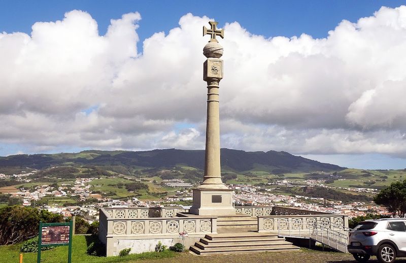 Miradouro do Pico das Cruzinhas