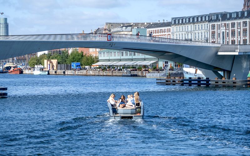 Billet Croisière sur les canaux de Copenhague en petit groupe sur des bateaux électriques
