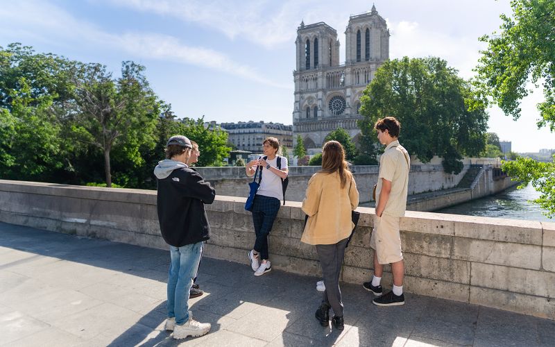 Billet Visite guidée de l'Île de la Cité avec billets pour la Sainte-Chapelle
