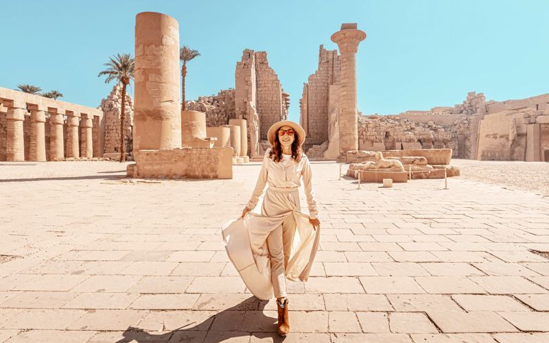 Billet Depuis Louxor : Visite guidée d'une demi-journée des temples de Karnak et de Louxor avec déjeuner