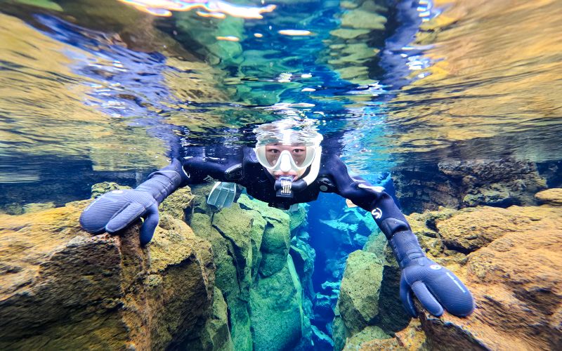 Billet Silfra : Fissure de Silfra : plongée en apnée entre deux continents avec photos