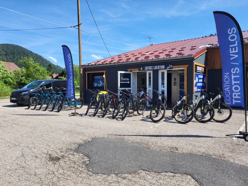 Billet Location de vélos chez Skiset Locaskis - Location de vélos/trott'