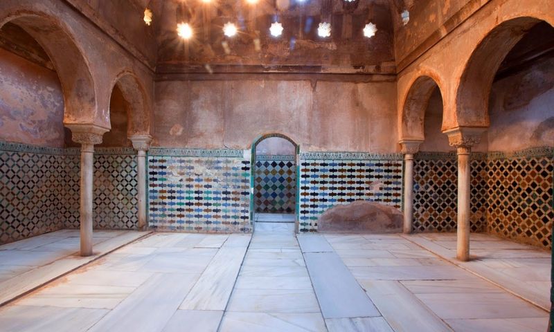 Billet Billets pour la visite guidée de l'Alhambra avec les Bains Arabes