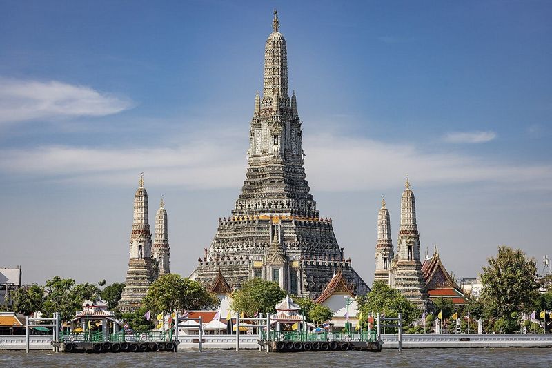 Billet Excursion d'une demi-journée en van à Wat Phra Kaew et Wat Arun au départ de Bangkok